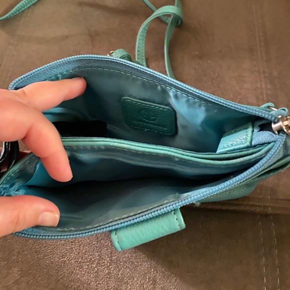 Gioni Bernini Teal Purse - Picture 2 of 4